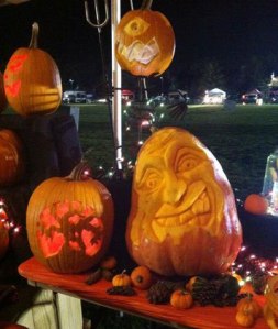 Pumpkin-Carving-Display-at-Night