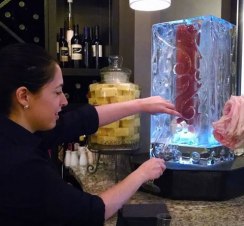 Beverage Dispenser Ice Sculpture