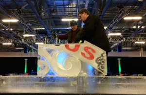 NHL-All-Star-Weekend-Ice-Sculpture-Arch-beginning