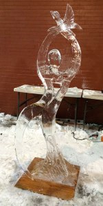 Peace-and-Love-Ice-Sculpture-Competition